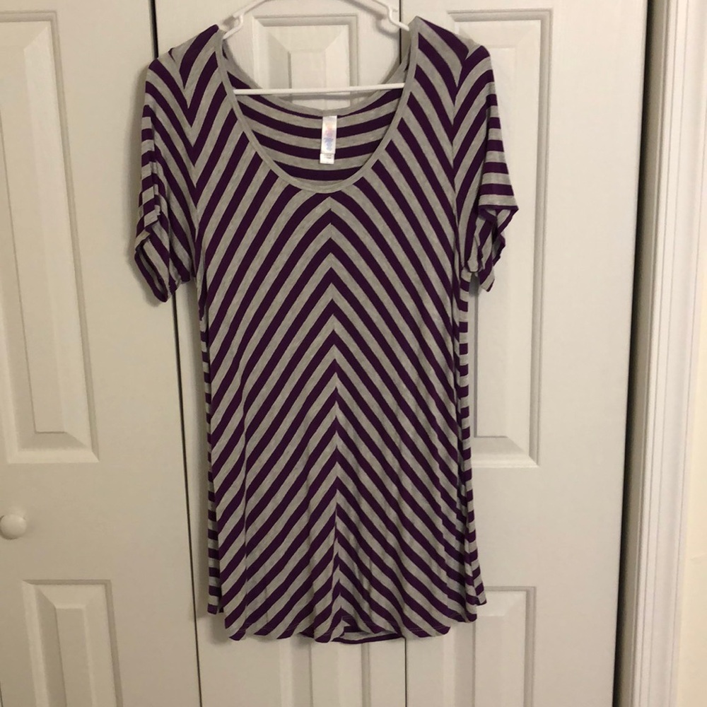 Lularoe classic t size L purple & grey